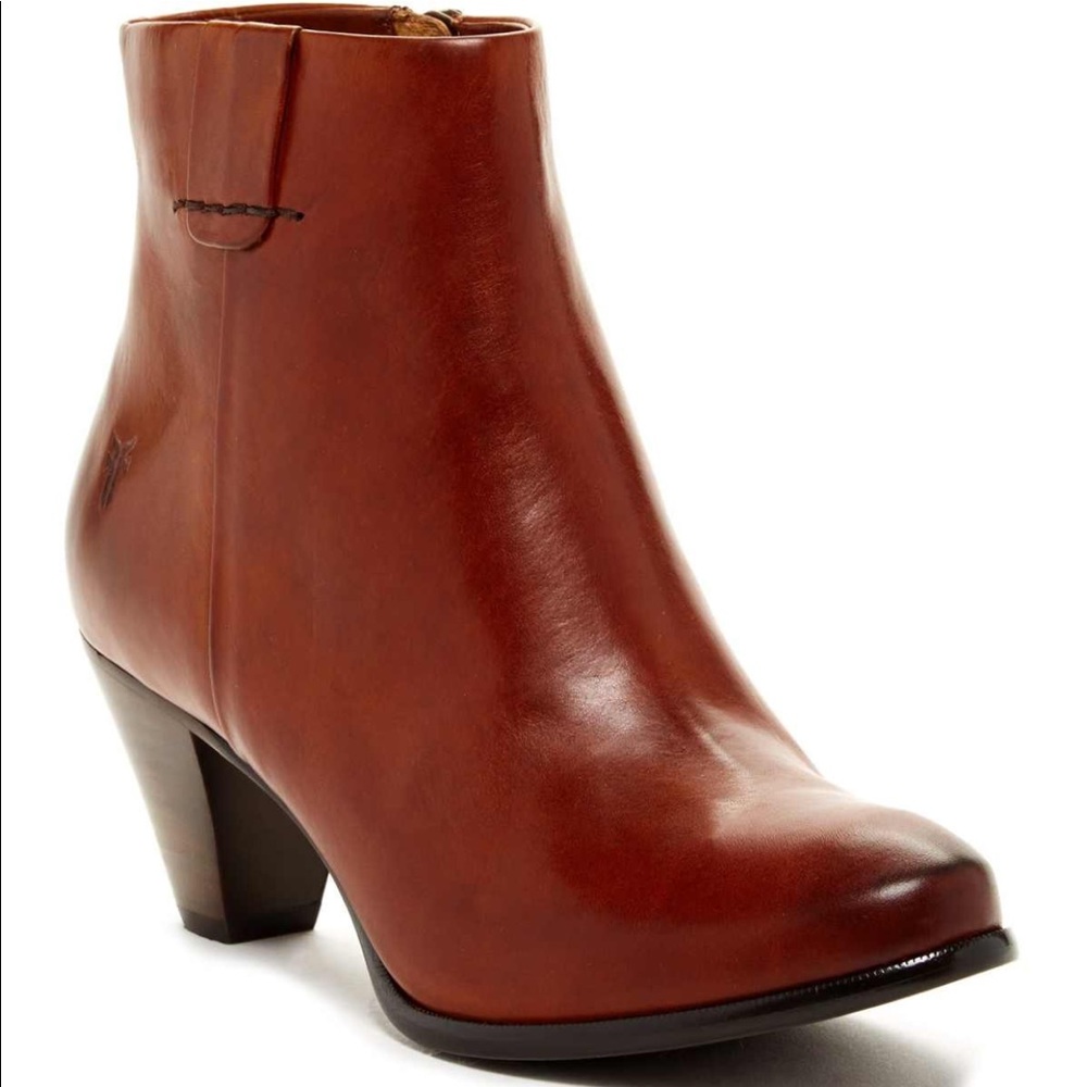 Frye Phoebe Bootie